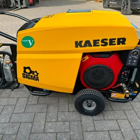 Kaeser Mobilair M13 and M17 air compressor – ideal for cable blowing